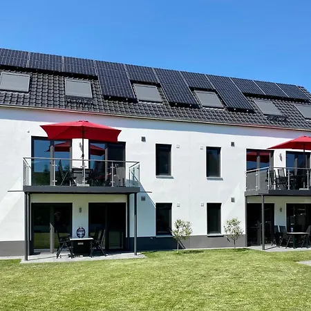Vis-ahr-vis Country Apartment *