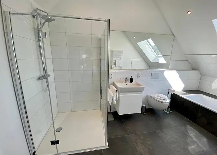 Vis-ahr-vis Country 巴特诺因阿尔-阿尔韦勒