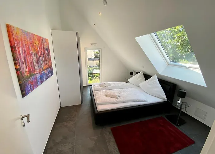 Vis-ahr-vis Country *